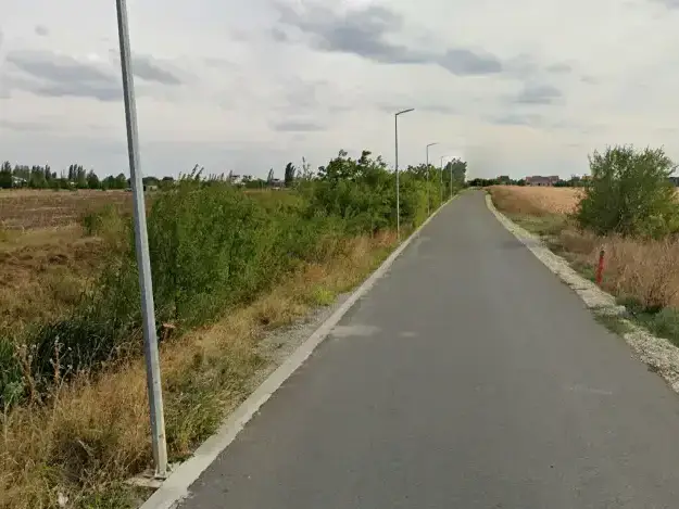 Teren 13950mp Otopeni, utilități, zonă mixtă, 70€/mp